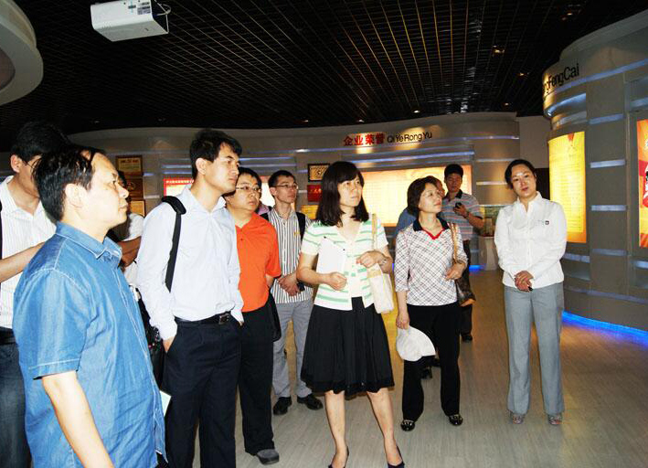 加快產(chǎn)業(yè)升級轉(zhuǎn)型 促進(jìn)企業(yè)穩(wěn)步發(fā)展