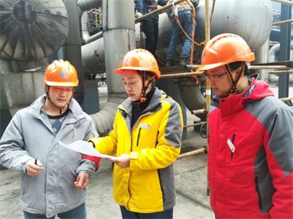 瀘天化股份公司工會督查大修勞動保護(hù)工作