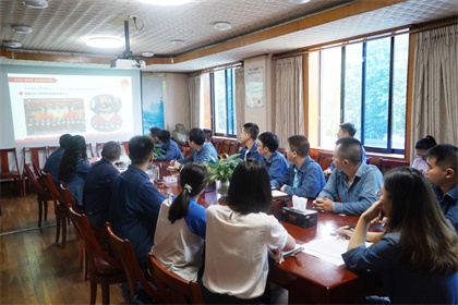 瀘天化股份公司團(tuán)委召開年中工作總結(jié)暨讀書分享會(huì)