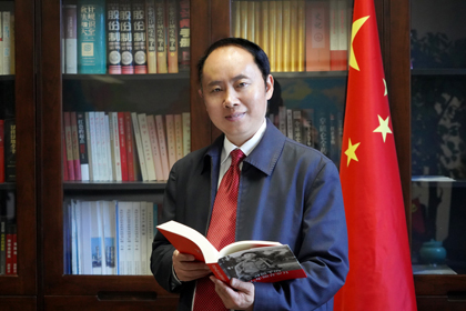 祝賀！瀘天化股份公司黨委書(shū)記、董事長(zhǎng)廖廷君被授予全國(guó)五一勞動(dòng)獎(jiǎng)?wù)拢?/></p>
                <h3>祝賀！瀘天化股份公司黨委書(shū)記、董事長(zhǎng)廖廷君被授予全國(guó)五一勞動(dòng)獎(jiǎng)?wù)拢?/h3>
                <p class=